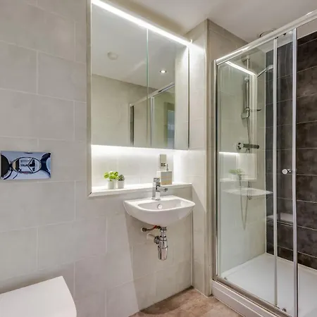 شقة Modern In Leeds